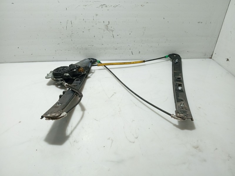 Recambio de elevalunas delantero derecho para bmw 3 (e46) 320 d referencia OEM IAM 51338229106  