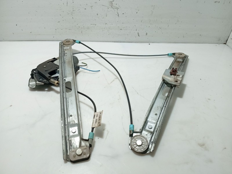 Recambio de elevalunas delantero izquierdo para bmw 3 (e46) 320 d referencia OEM IAM 51338229105  