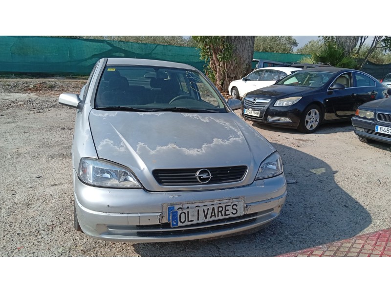 opel astra g sedán (t98) del año 1999