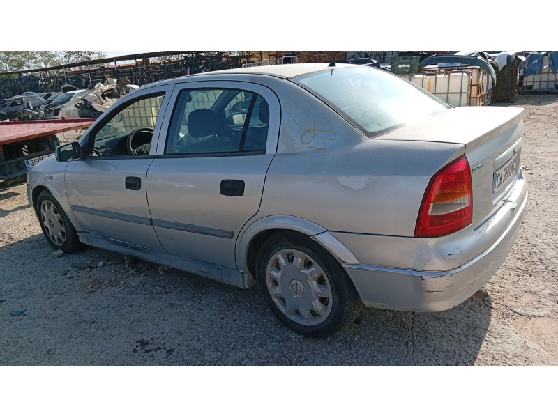 opel astra g sedán (t98) del año 1999