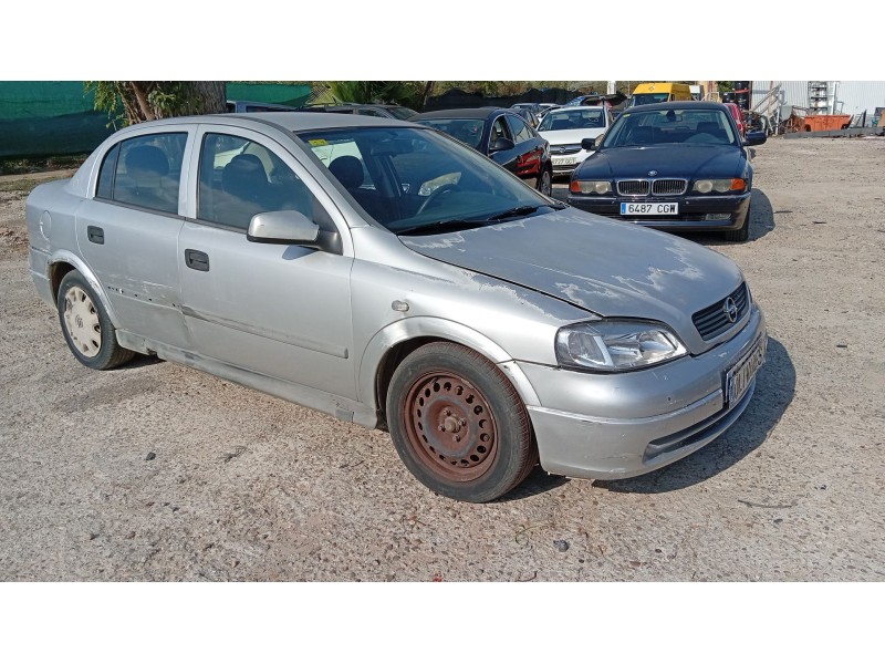 opel astra g sedán (t98) del año 1999