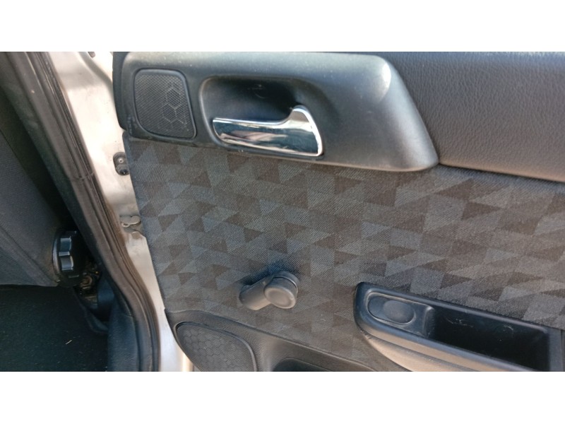 opel astra g sedán (t98) del año 1999