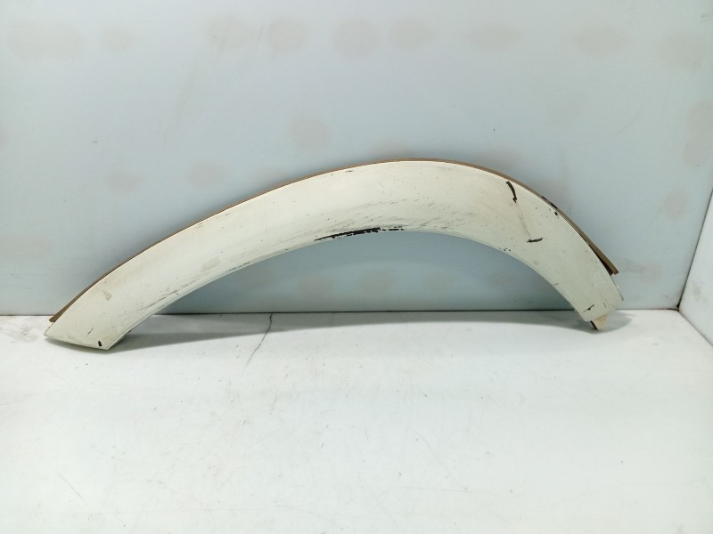 Recambio de moldura para ssangyong musso (fj) 2.9 td referencia OEM IAM   