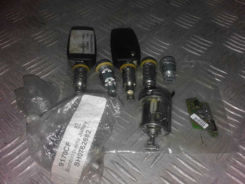 Recambio de bombin puerta delantera izquierda para  referencia OEM IAM SH0762682  