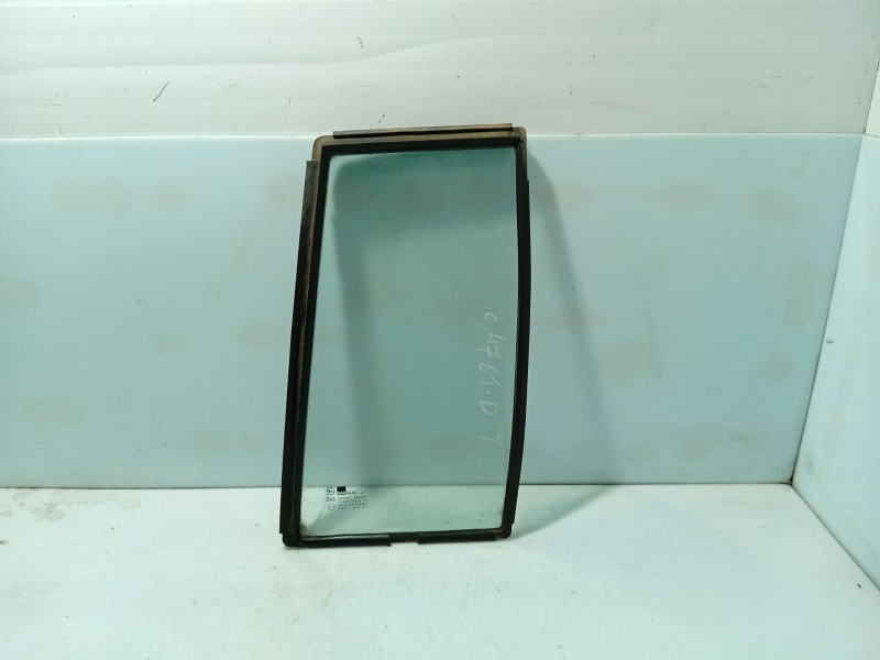 Recambio de luna custodia trasera derecha para ssangyong musso (fj) 2.9 td referencia OEM IAM   