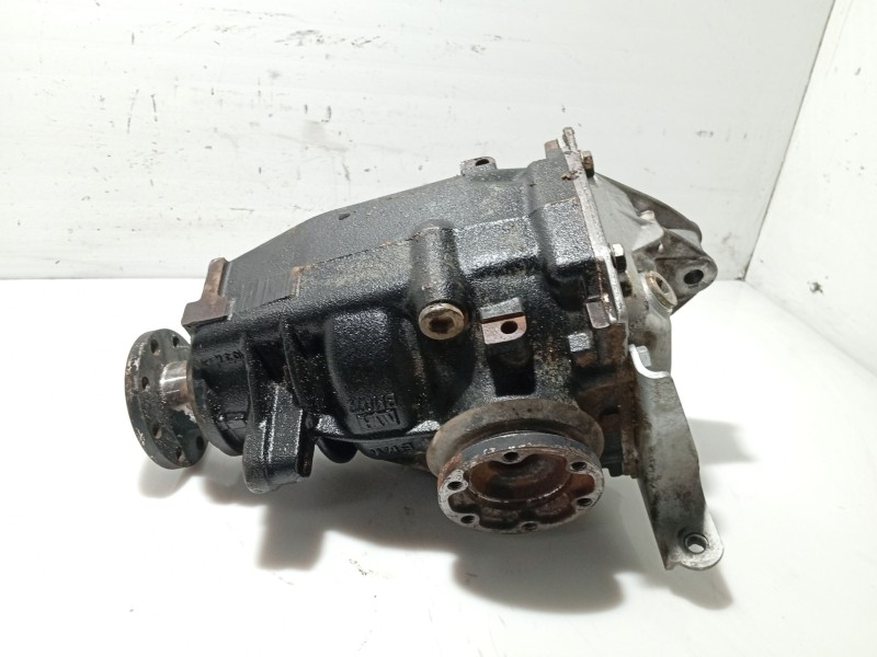 Recambio de diferencial trasero para bmw 3 (e46) 320 d referencia OEM IAM 33107556669  