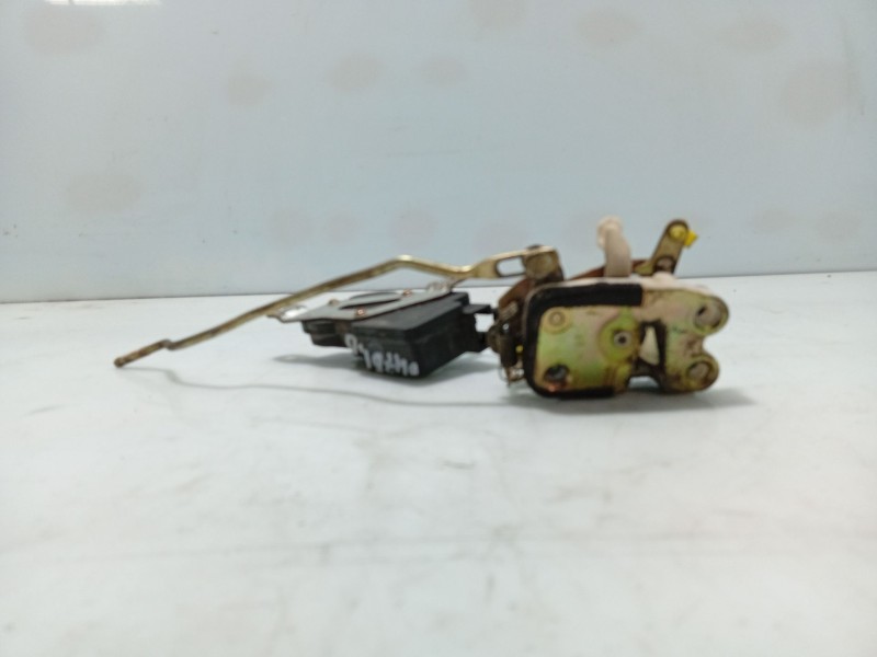 Recambio de cerradura puerta delantera derecha para ssangyong musso (fj) 2.9 td referencia OEM IAM   