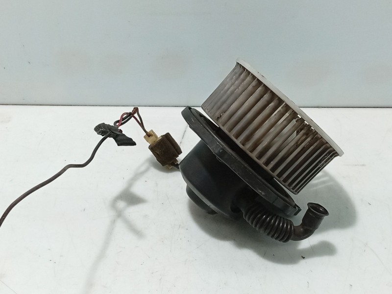 Recambio de ventilador calefaccion para ssangyong musso (fj) 2.9 td referencia OEM IAM   