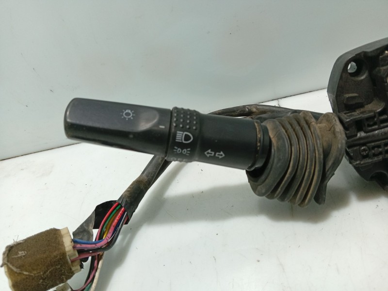 Recambio de mando volante para ssangyong musso (fj) 2.9 td referencia OEM IAM   