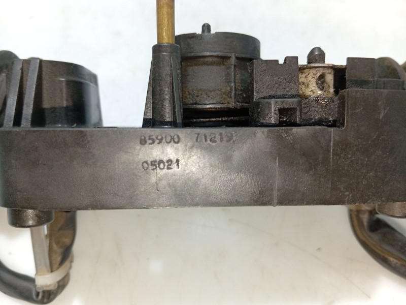 Recambio de mando volante para ssangyong musso (fj) 2.9 td referencia OEM IAM   