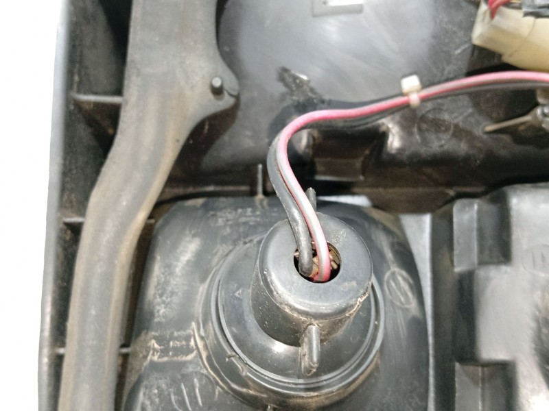 Recambio de piloto trasero izquierdo para ssangyong musso (fj) 2.9 td referencia OEM IAM   