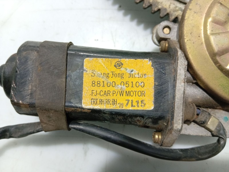 Recambio de elevalunas delantero derecho para ssangyong musso (fj) 2.9 td referencia OEM IAM   