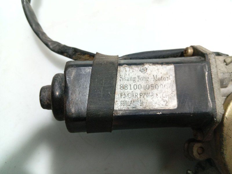 Recambio de elevalunas delantero izquierdo para ssangyong musso (fj) 2.9 td referencia OEM IAM   