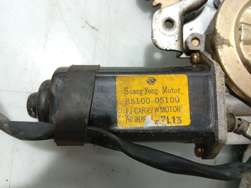 Recambio de elevalunas trasero derecho para ssangyong musso (fj) 2.9 td referencia OEM IAM   