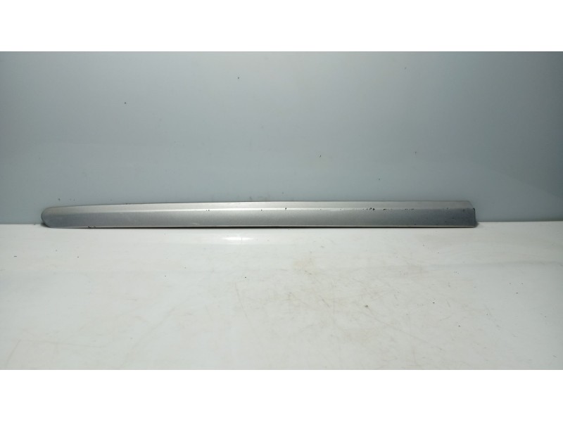 Recambio de moldura para peugeot 308 sw i (4e_, 4h_) 1.6 hdi referencia OEM IAM 9680364780  