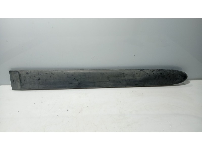 Recambio de moldura para citroën xsara picasso (n68) 2.0 hdi referencia OEM IAM 9642590077  