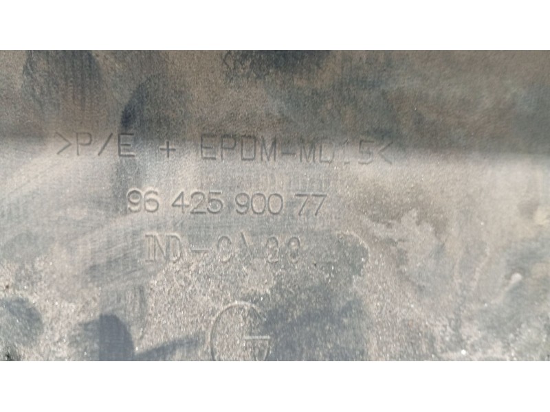 Recambio de moldura para citroën xsara picasso (n68) 2.0 hdi referencia OEM IAM 9642590077  