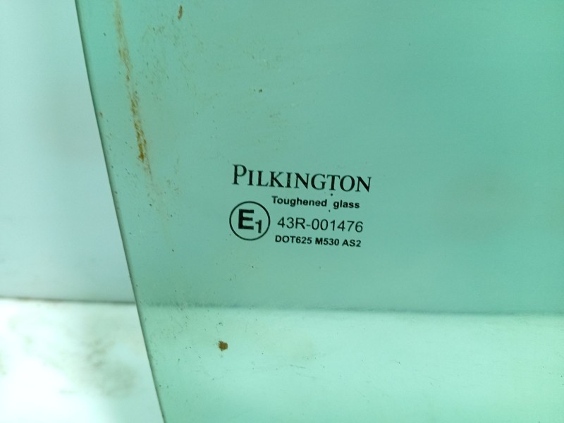 Recambio de luna delantera derecha para chrysler pt cruiser (pt) 2.0 16v cat referencia OEM IAM   