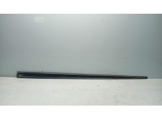 Recambio de moldura para fiat punto (188_) 1.2 60 (188.030, .050, .130, .150, .230, .250) referencia OEM IAM 5452PDI   2