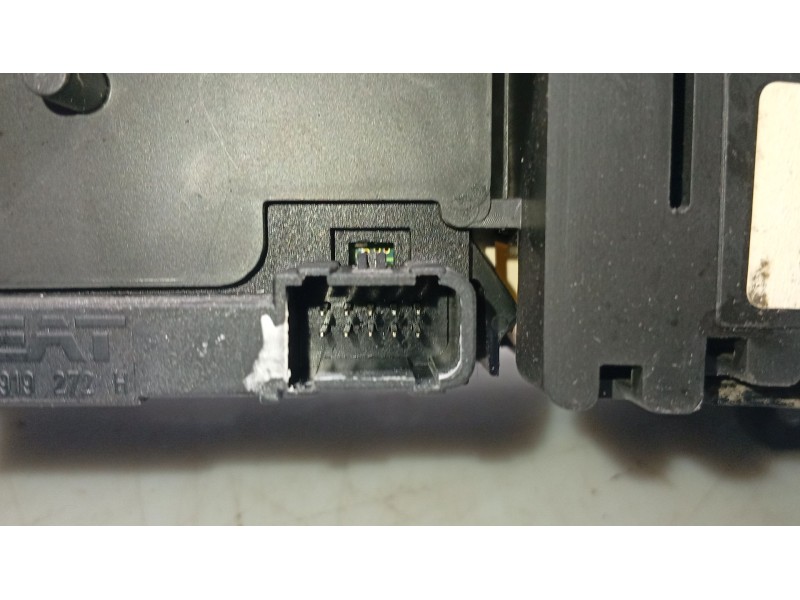 Recambio de centralita motor uce para seat toledo ii (1m2) 1.9 tdi referencia OEM IAM 038906012BS 88311292 0281010228