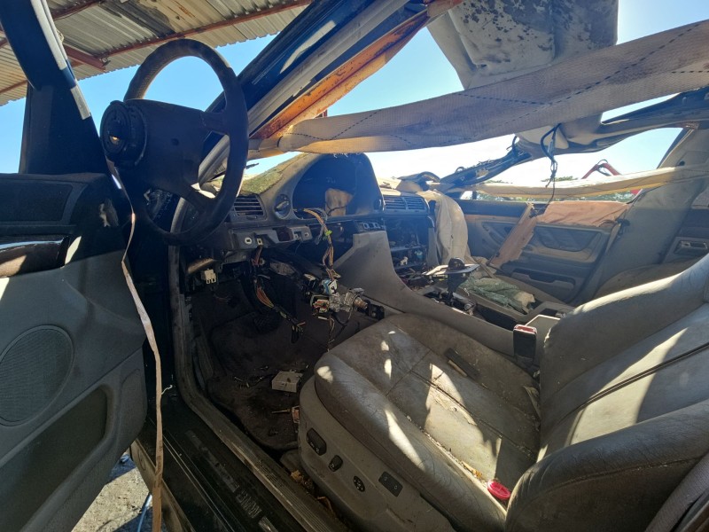 bmw 7 (e38) del año 2001