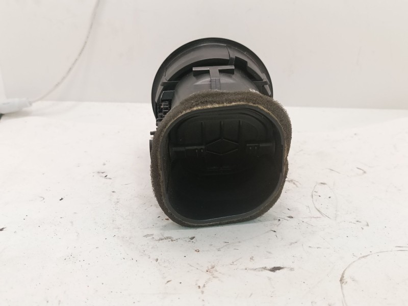 Recambio de aireador calefaccion para audi a3 (8p1) 1.9 tdi referencia OEM IAM 8P0820901  