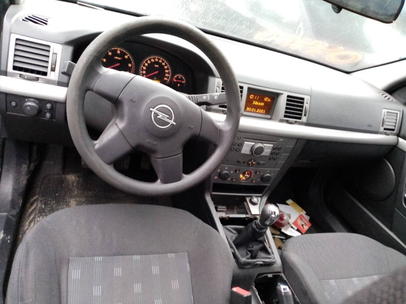 opel vectra c berlina 2.0 dti   |   0.02 - ... | 2002 | 101 cv / 74 kw del año 2002