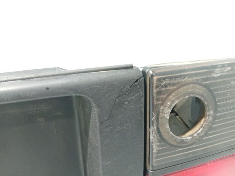 Recambio de moldura para volkswagen vento (1h2) 1.9 tdi referencia OEM IAM   