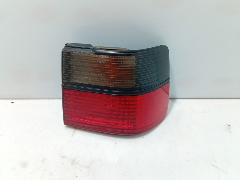 Recambio de piloto trasero derecho para volkswagen vento (1h2) 1.9 tdi referencia OEM IAM 1H5945112B  