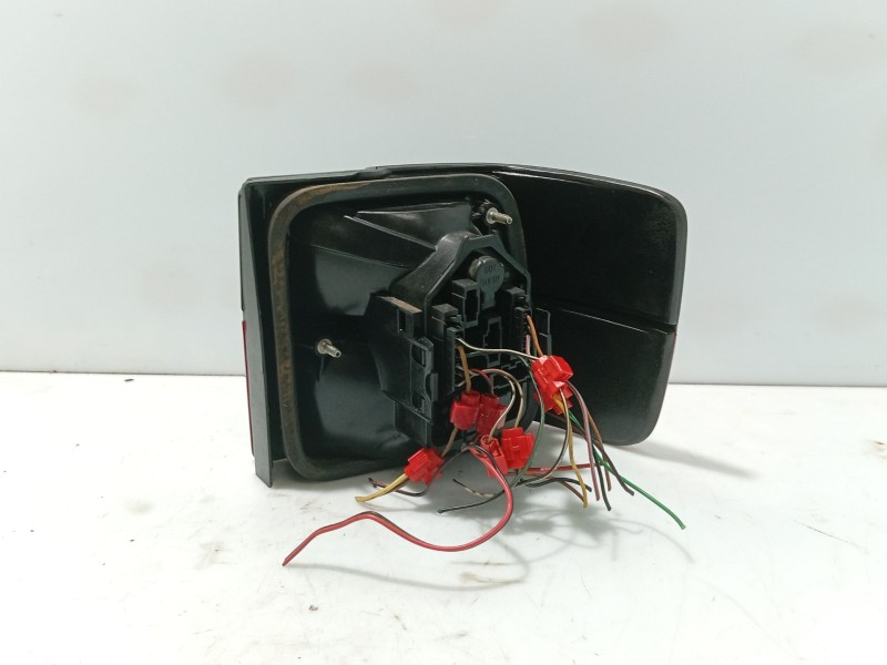 Recambio de piloto trasero izquierdo para volkswagen vento (1h2) 1.9 tdi referencia OEM IAM 1H5945111B  