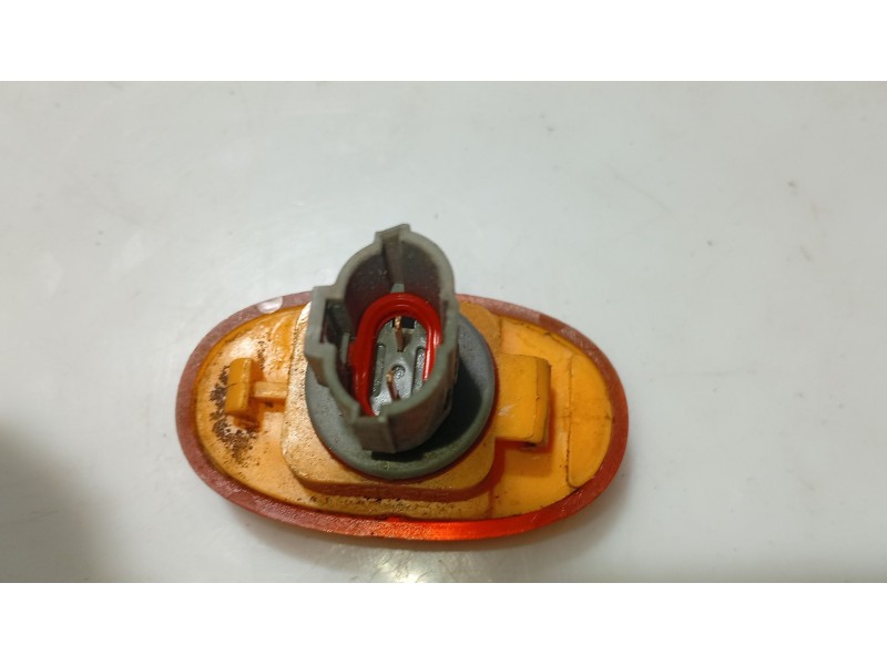 Recambio de piloto lateral delantero izquierdo para daewoo kalos (klas) 1.2 referencia OEM IAM 96190579  