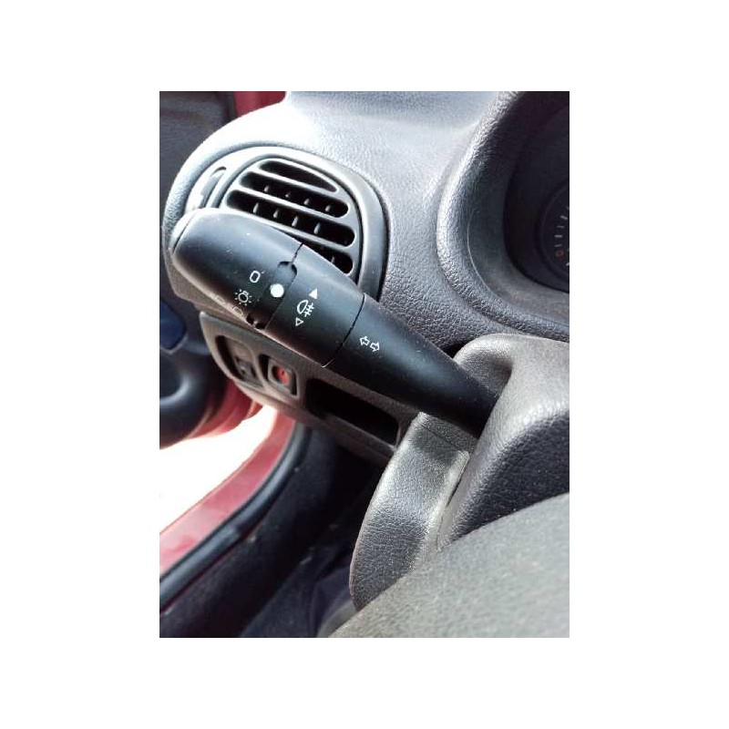 peugeot 206 berlina 1.4   |   0.98 - ... | 1998 | 75 cv / 55 kw del año 1998