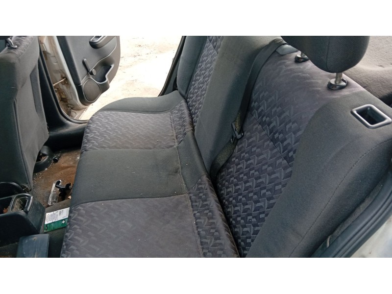 opel astra g hatchback (t98) del año 2003