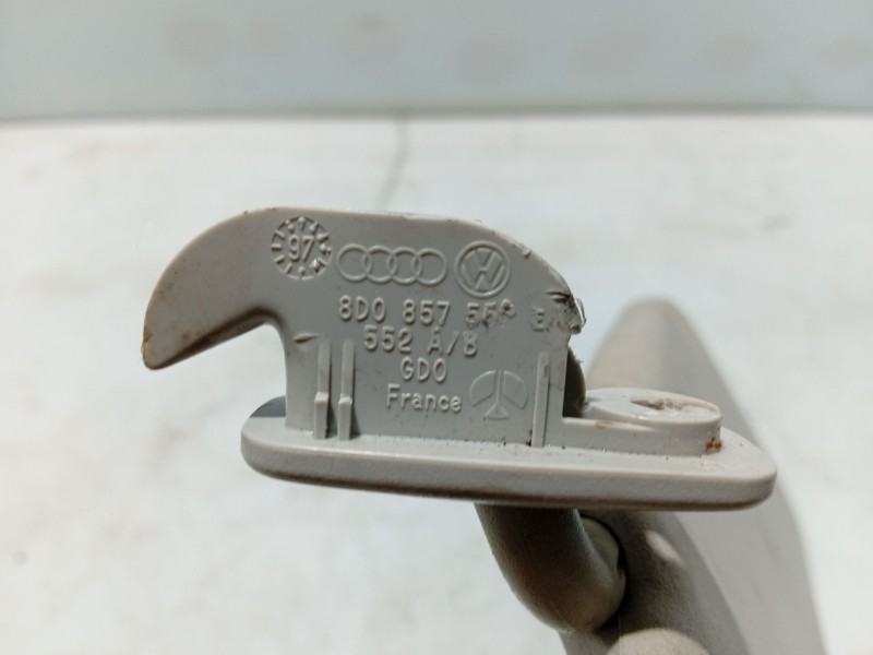 Recambio de parasol derecho para audi a4 berlina (b5) referencia OEM IAM   