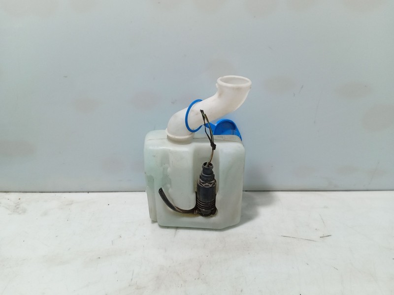 Recambio de deposito limpia para audi a4 berlina (b5) referencia OEM IAM   