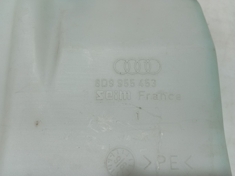 Recambio de deposito limpia para audi a4 berlina (b5) referencia OEM IAM   