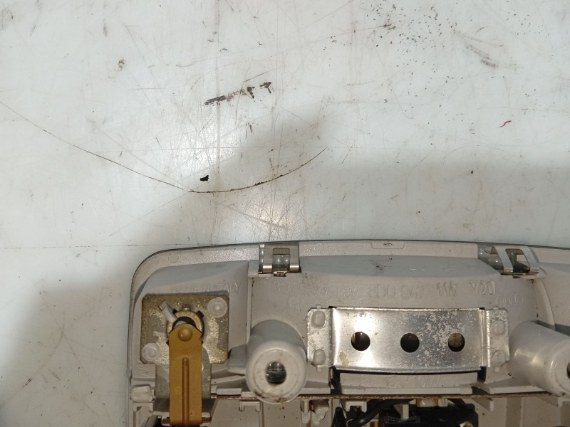 Recambio de luz interior para audi a4 berlina (b5) referencia OEM IAM   