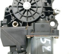 Recambio de motor elevalunas delantero derecho para audi a4 berlina (b5) referencia OEM IAM    2