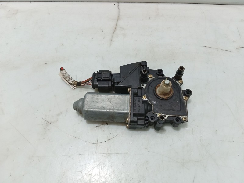 Recambio de motor elevalunas delantero izquierdo para audi a4 berlina (b5) referencia OEM IAM   