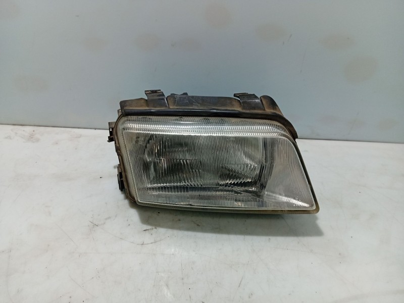 Recambio de faro derecho para audi a4 berlina (b5) referencia OEM IAM   