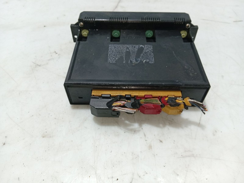 Recambio de mando calefaccion / aire acondicionado para audi a4 berlina (b5) referencia OEM IAM   
