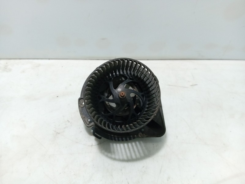 Recambio de ventilador calefaccion para audi a4 berlina (b5) referencia OEM IAM   