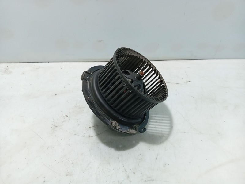 Recambio de ventilador calefaccion para audi a4 berlina (b5) referencia OEM IAM   