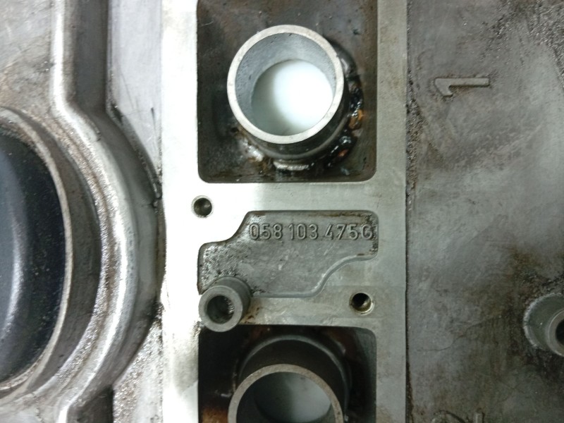 Recambio de tapa balancines para audi a4 berlina (b5) referencia OEM IAM   