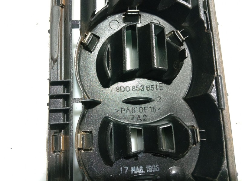 Recambio de moldura para audi a4 berlina (b5) referencia OEM IAM   