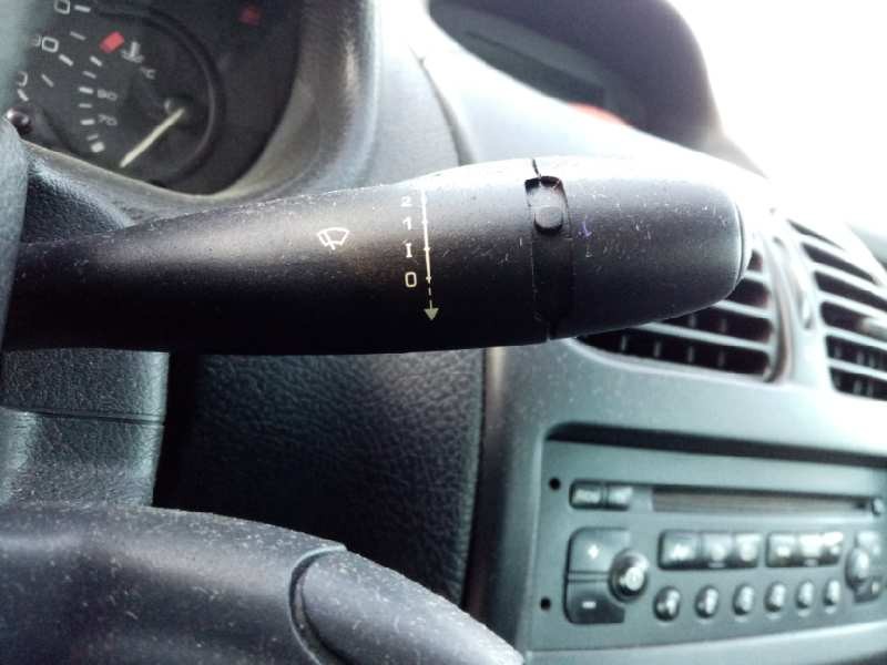 peugeot 206 berlina 1.4   |   0.98 - ... | 1998 | 75 cv / 55 kw del año 1998