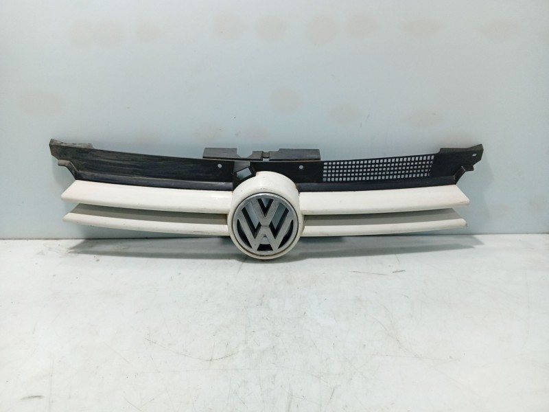 Recambio de moldura para volkswagen polo iv sedán (9a4, 9a2, 9n2, 9a6) 1.4 referencia OEM IAM   