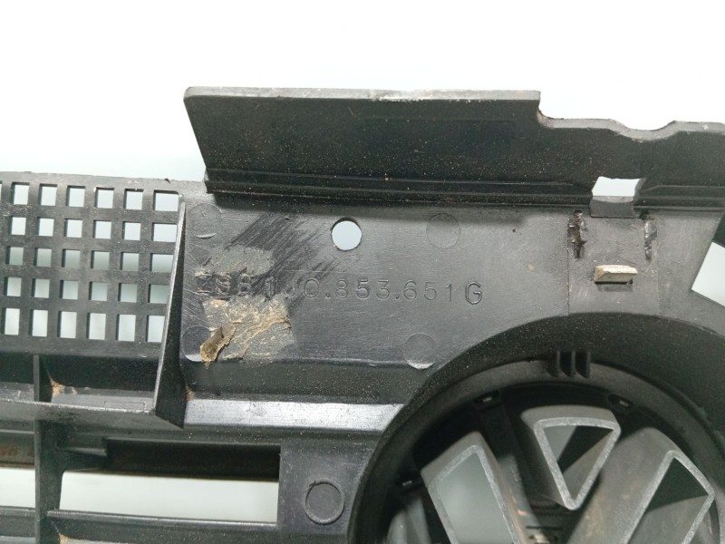 Recambio de moldura para volkswagen polo iv sedán (9a4, 9a2, 9n2, 9a6) 1.4 referencia OEM IAM   