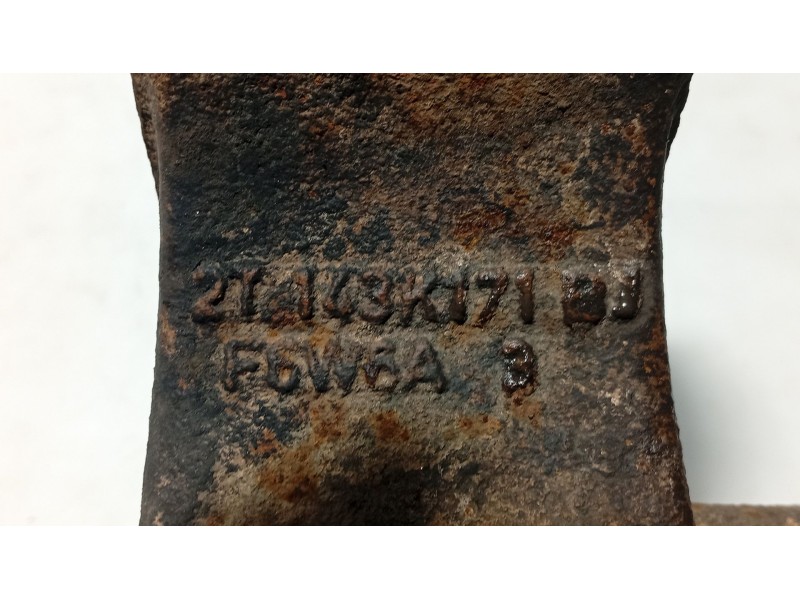 Recambio de mangueta delantera izquierda para ford tourneo connect 1.8 tdci referencia OEM IAM 2T143K186CN  