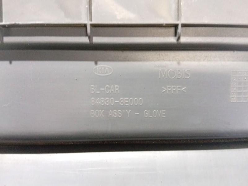 Recambio de guantera para kia sorento i (jc) 2.5 crdi referencia OEM IAM 845103E010GW  